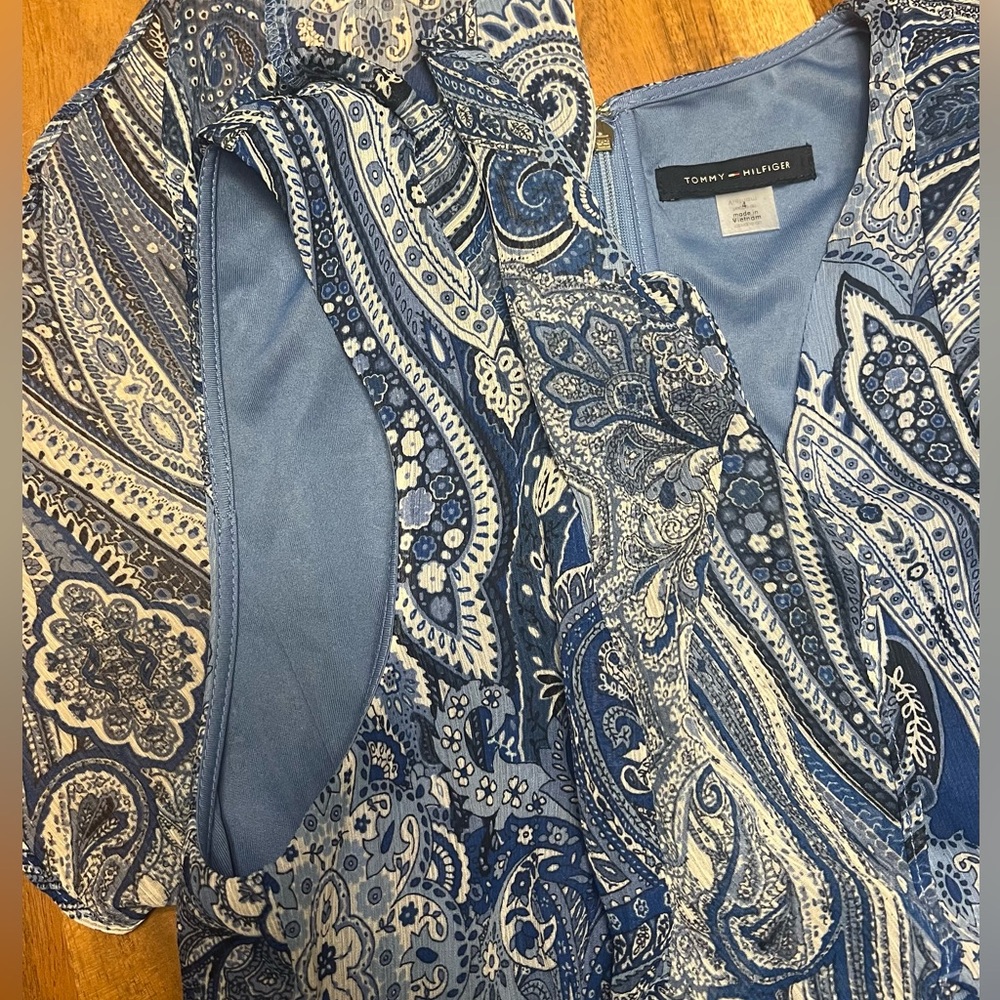 Tommy Hilfiger Paisley-Print Flutter-Sleeve Fit and Flare Dress - Picture 11 of 16